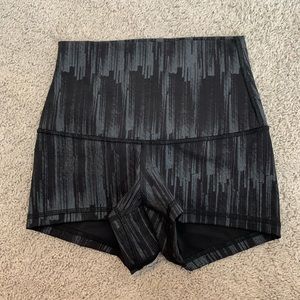 Size 2 lululemon shorts